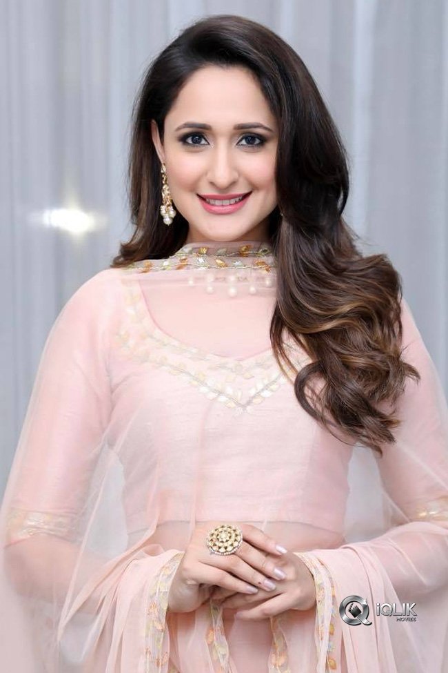 Pragya-Jaiswal